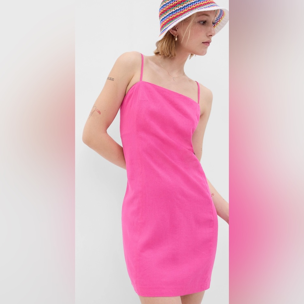 Pink linen mini